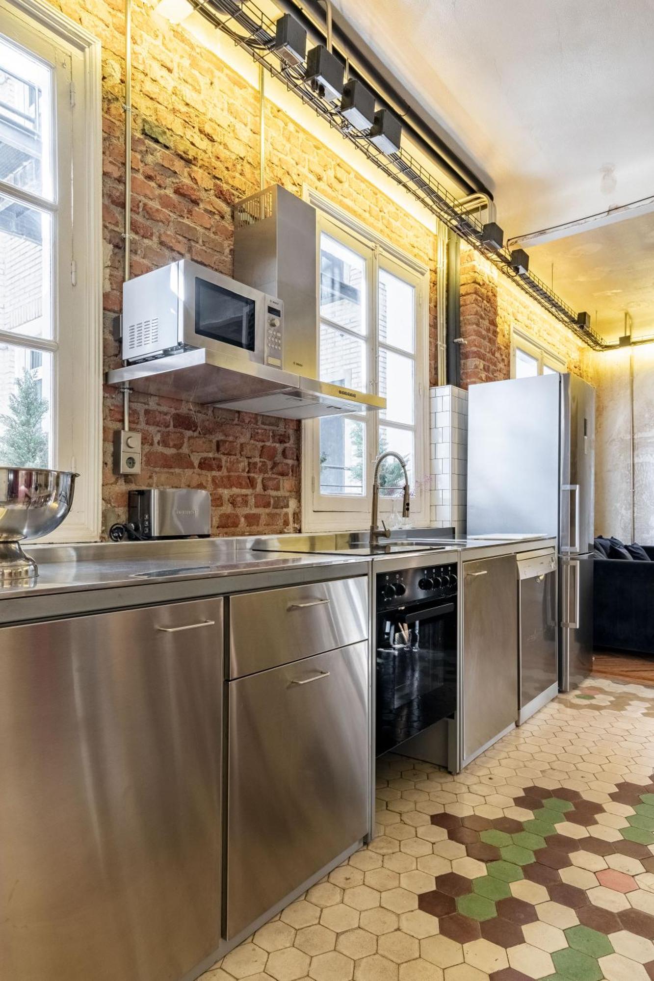 Charming Puerta De Alcala Apartment Madrid Luaran gambar