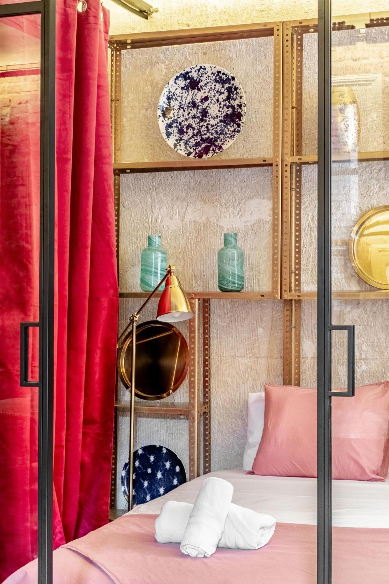 Charming Puerta De Alcala Apartment Madrid Luaran gambar